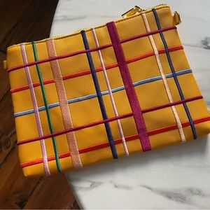 Studio DIY - Can’t Clutch This Gold Plaid Embroidered Clutch